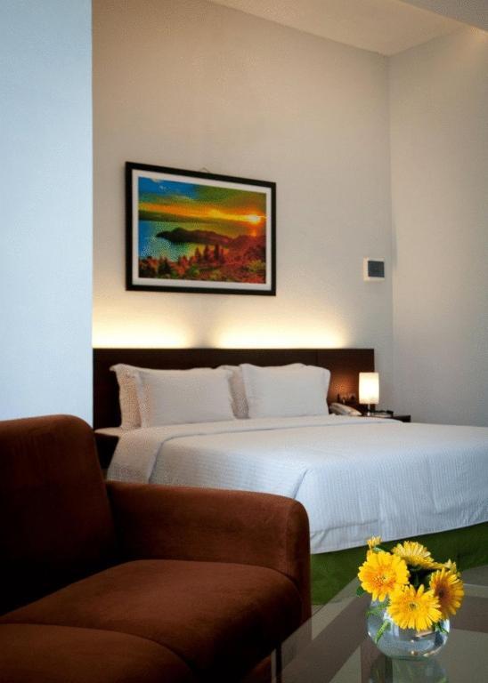 The Hill Hotel & Resort Sibolangit Экстерьер фото